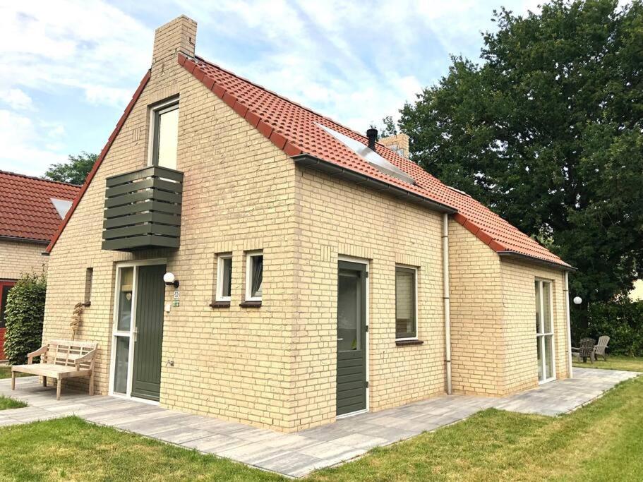 Wellness Huisje 52 Ewijk Buitenkant foto