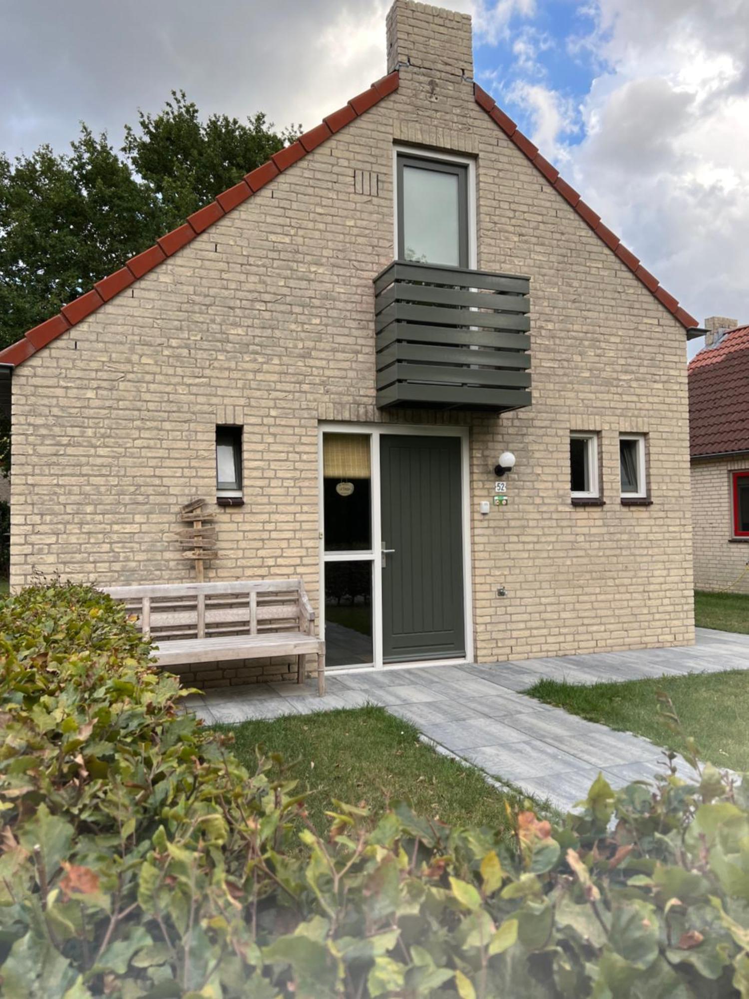Wellness Huisje 52 Ewijk Buitenkant foto