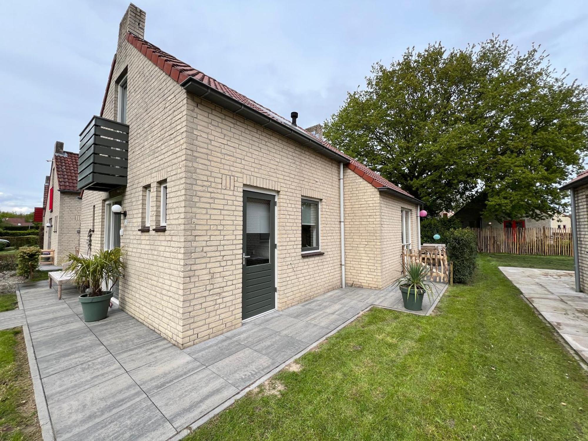 Wellness Huisje 52 Ewijk Buitenkant foto